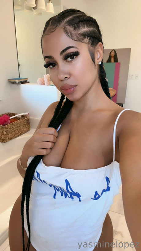 Yasmine Lopez porn actress image