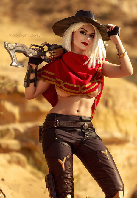 Mercurygin hot model pictures