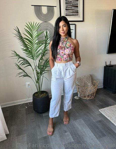 Bonnie Clyde star pretty archive