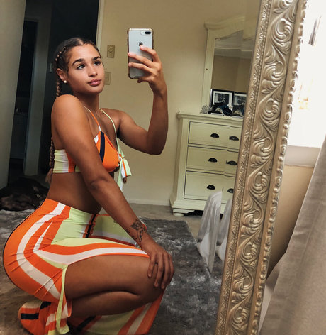 Janae Girard profile image