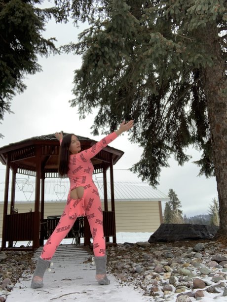 Blair Williams hot actress pic