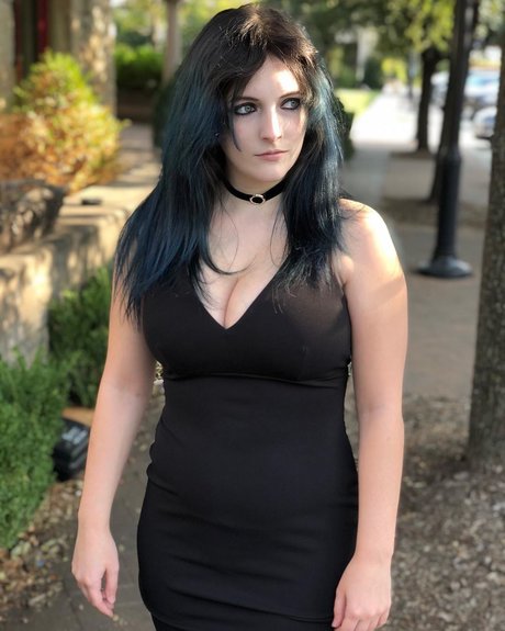 blonde shemale onlyfans nude pictures