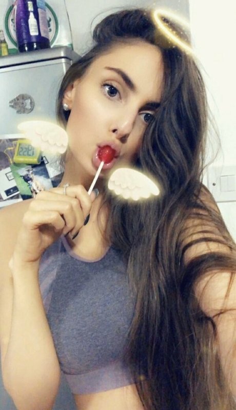 brunette petite onlyfans nice galleries