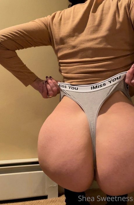 Shea Jayyy hot model pictures