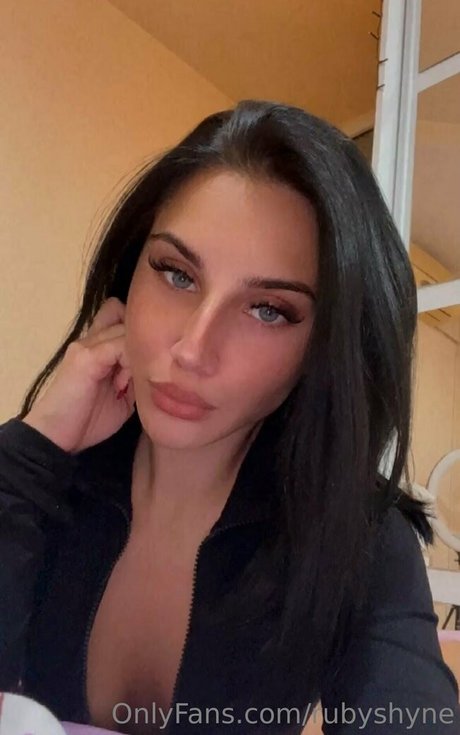 rubyshyne star beautiful photo