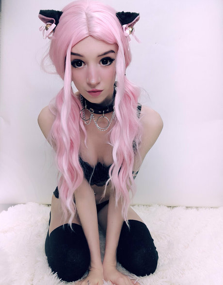 WhiteFox pretty actress image