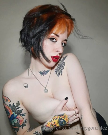 flopygonzalez model erotic gallery