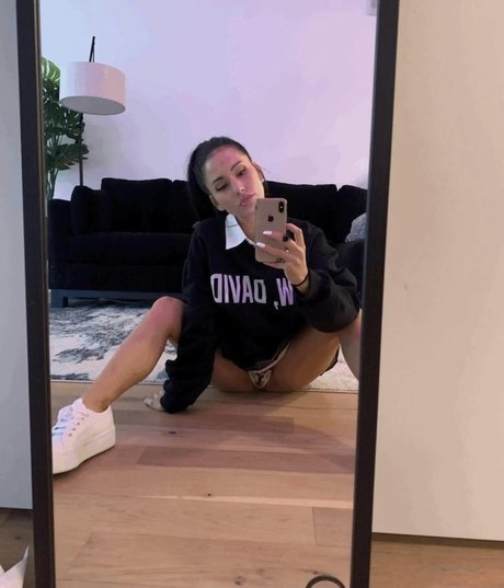 Lindsey Groll porn star img