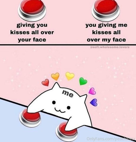 Peachkissx hot model pic