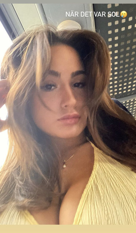 Sara B best actress pics