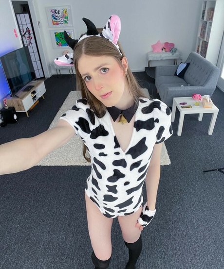 lilhyper perfect model pic