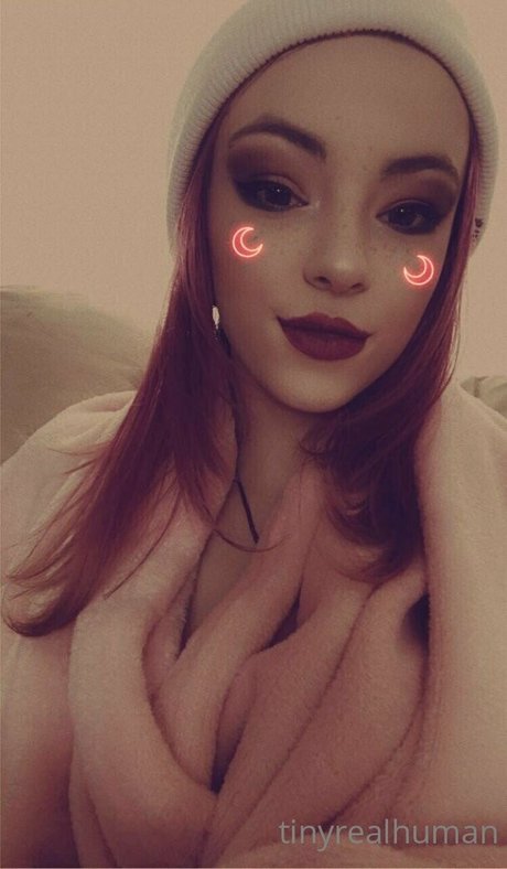 tinyrealhuman porn model pictures