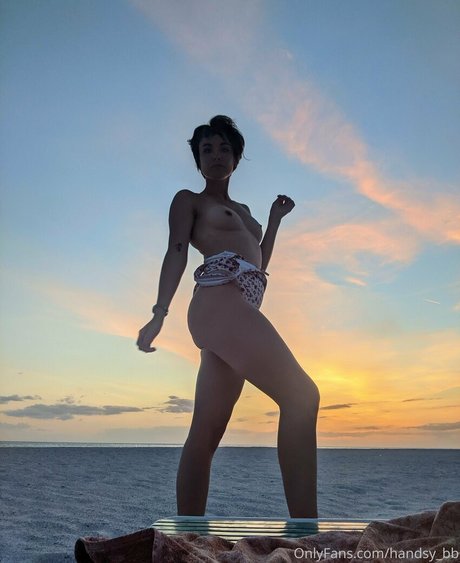 handsy bb nice pornstar galleries