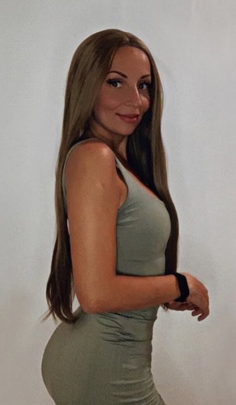 Bekescsabai Lanyok high quality pornstar gallery