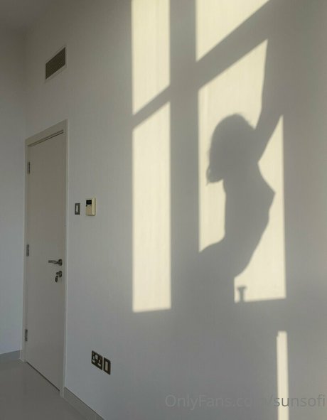 Sunsofi erotic star pics