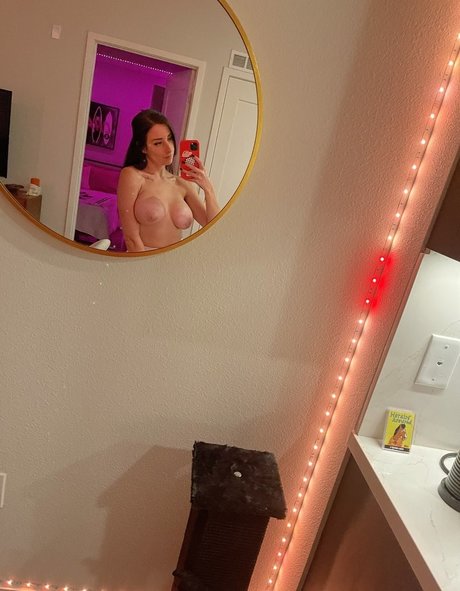 Steffanie Moyers pornstar hd picture