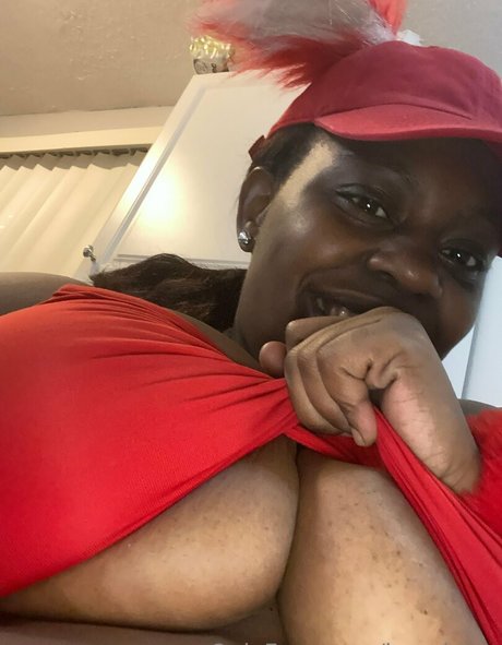 her sheys model nudes archive