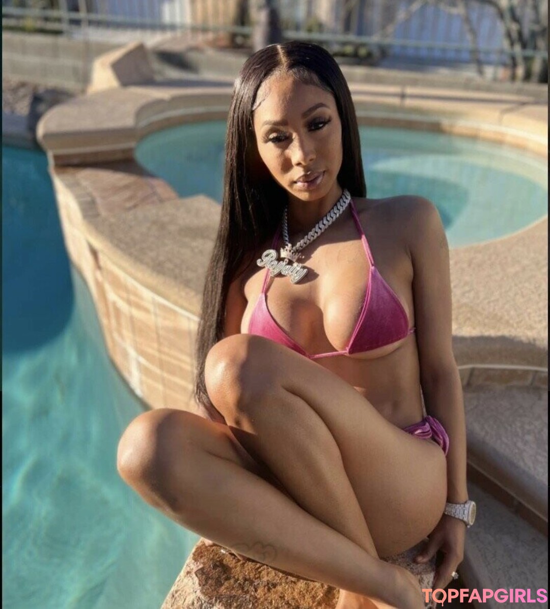 royalty24kt perfect actress pics