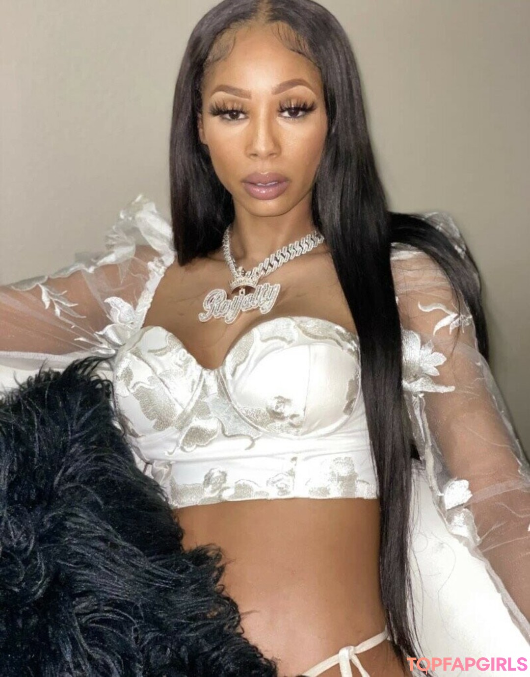 royalty24kt pornstar archive