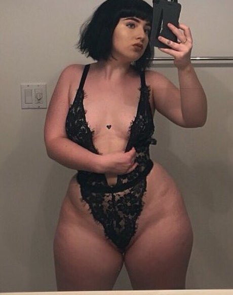tube onlyfans naked images