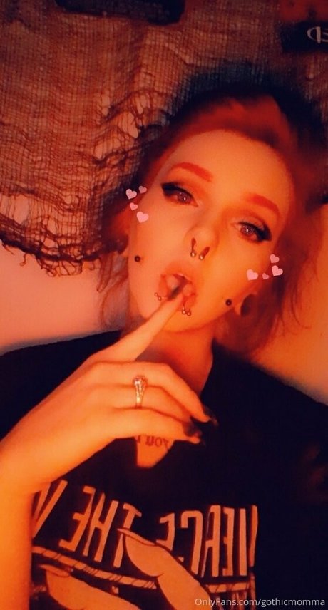 gothicmomma pornstar beautiful photos