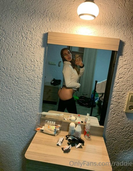 raddie erotic model galleries