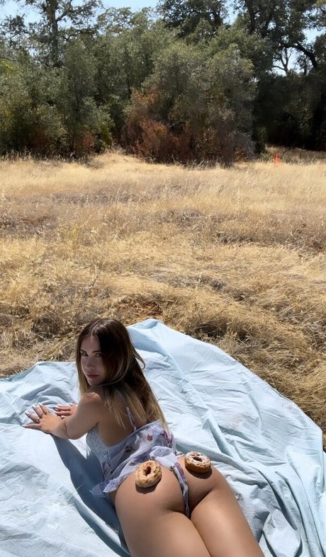 Lily Hale sexy model picture
