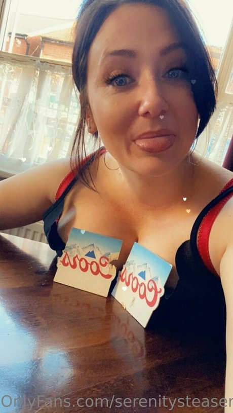serenitysteasersxo actress img