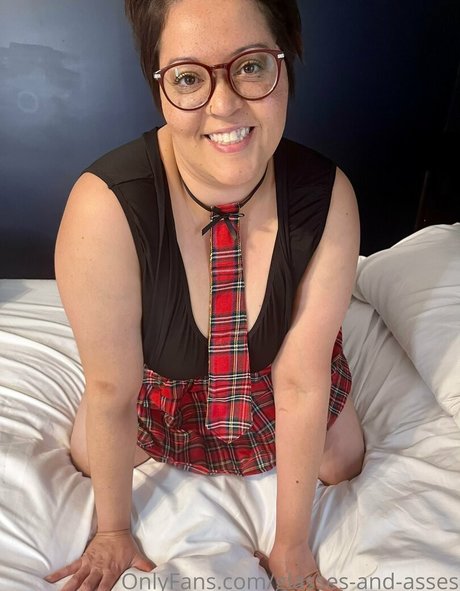 glasses and asses perfect model images