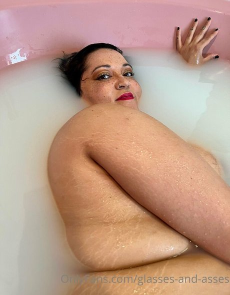 glasses and asses adult model images