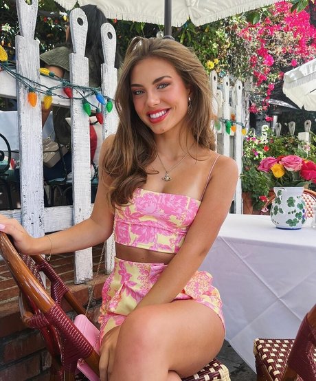 Caitlin Carmichael star porn img