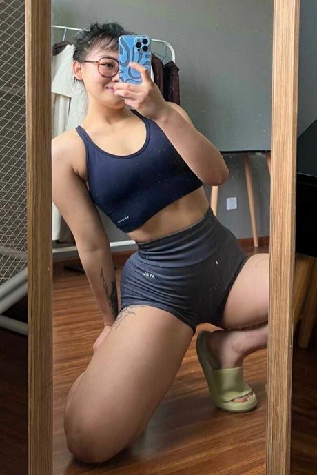 luankehui erotic star gallery