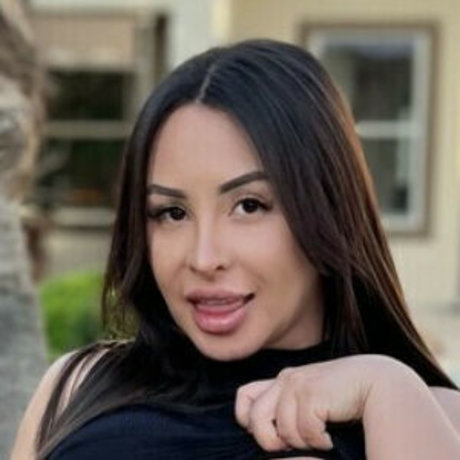 Notorious Victorious hd actress pictures