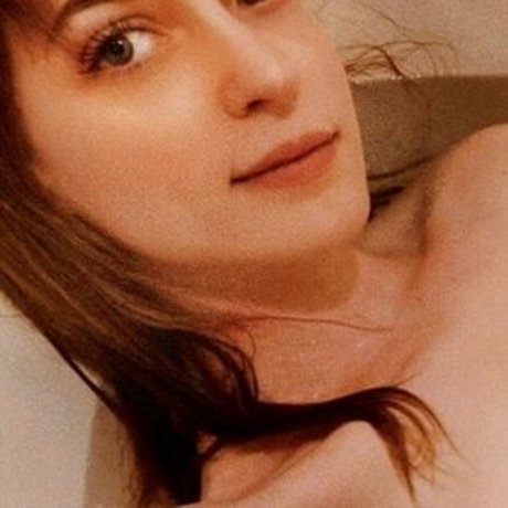 Margaret Durow erotic model gallery