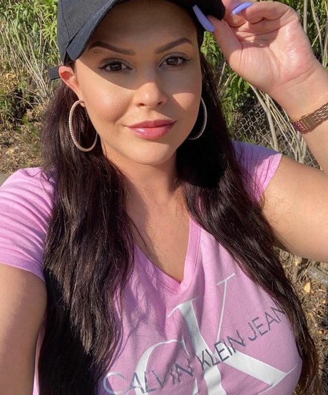 Gia Blaze pornstar hd pictures