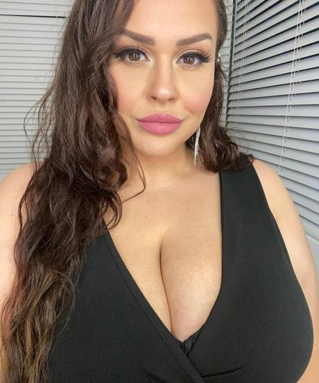 Gia Blaze pornstar naked image