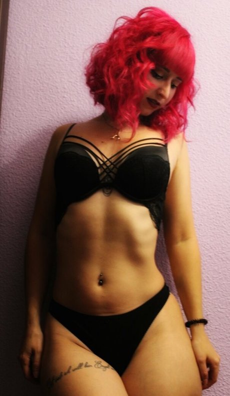 celialindermann model adult image