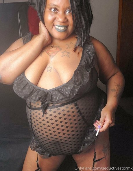 seductivestormx model nude picture