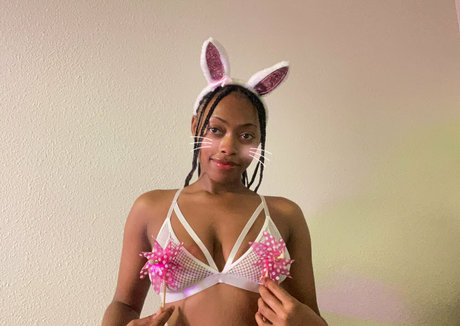 blackdelphine free model picture