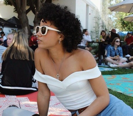 anal fisting onlyfans art naked pics