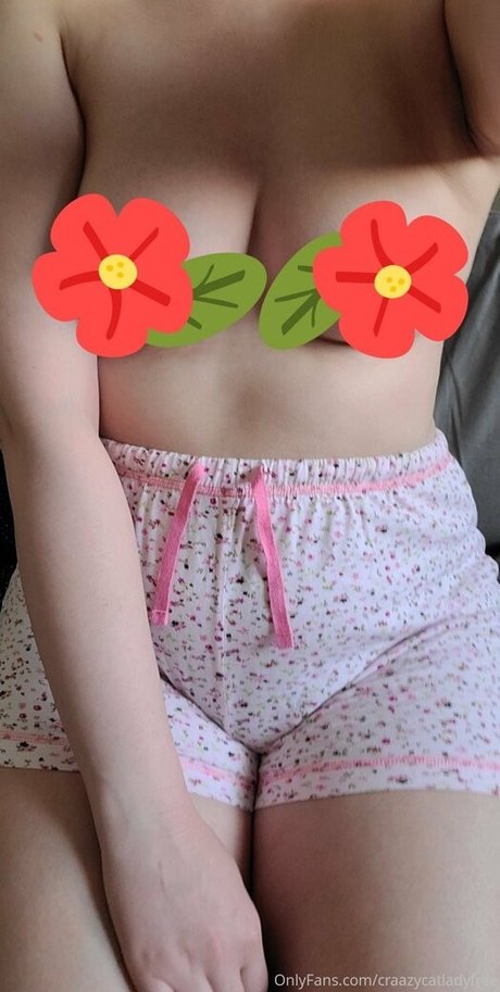 craazycatladyfree hot star pics