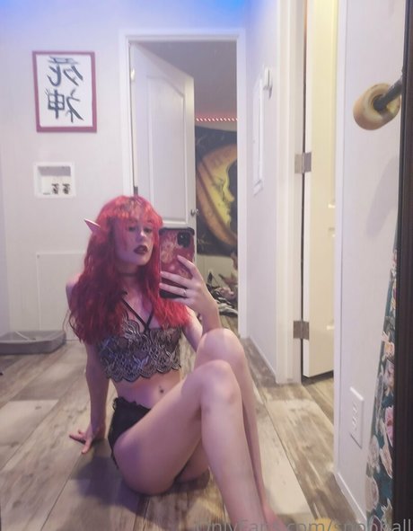 snooball model sexy img