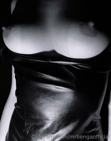 mrbengaofficial star erotic pic