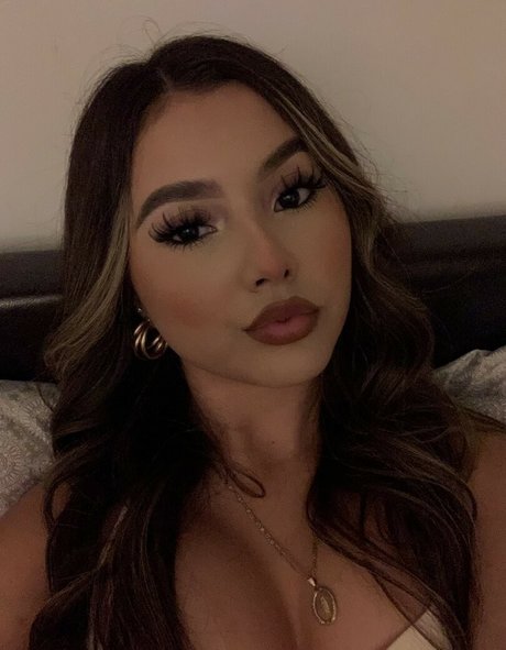 Gisselle Next Door pornstar adult photo