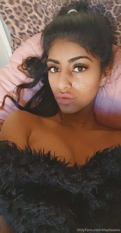 Llayxo adult actress image