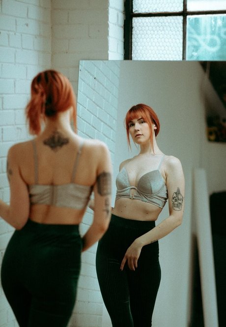 Rosemoontv exclusive star photos