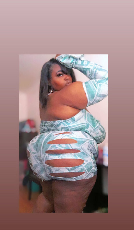 mamamioshye pornstar nudes gallery