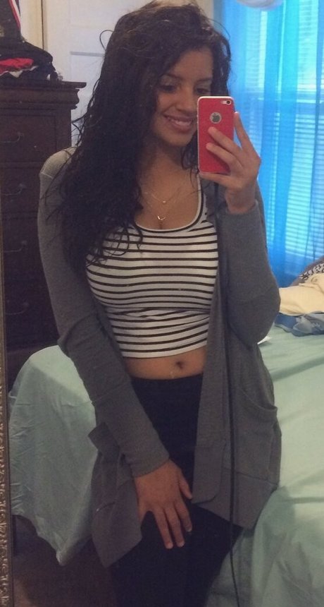 Leslie Sanchez model erotic galleries