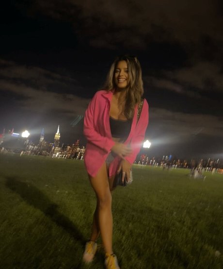 Leslie Sanchez pornstar free picture