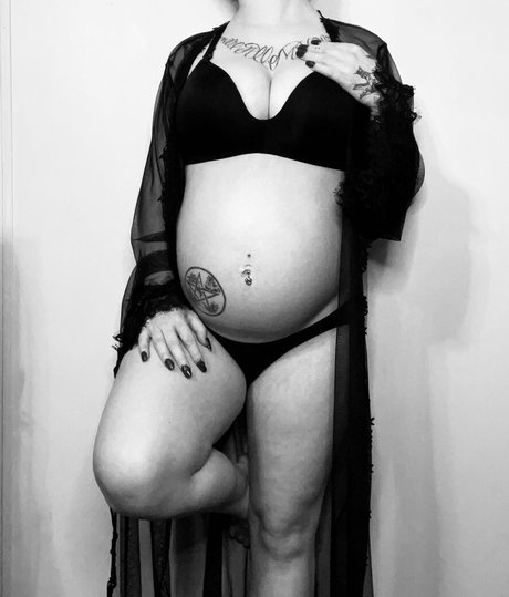 ashkitty model sexy pictures